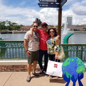 Meet your Posher, Lourdes